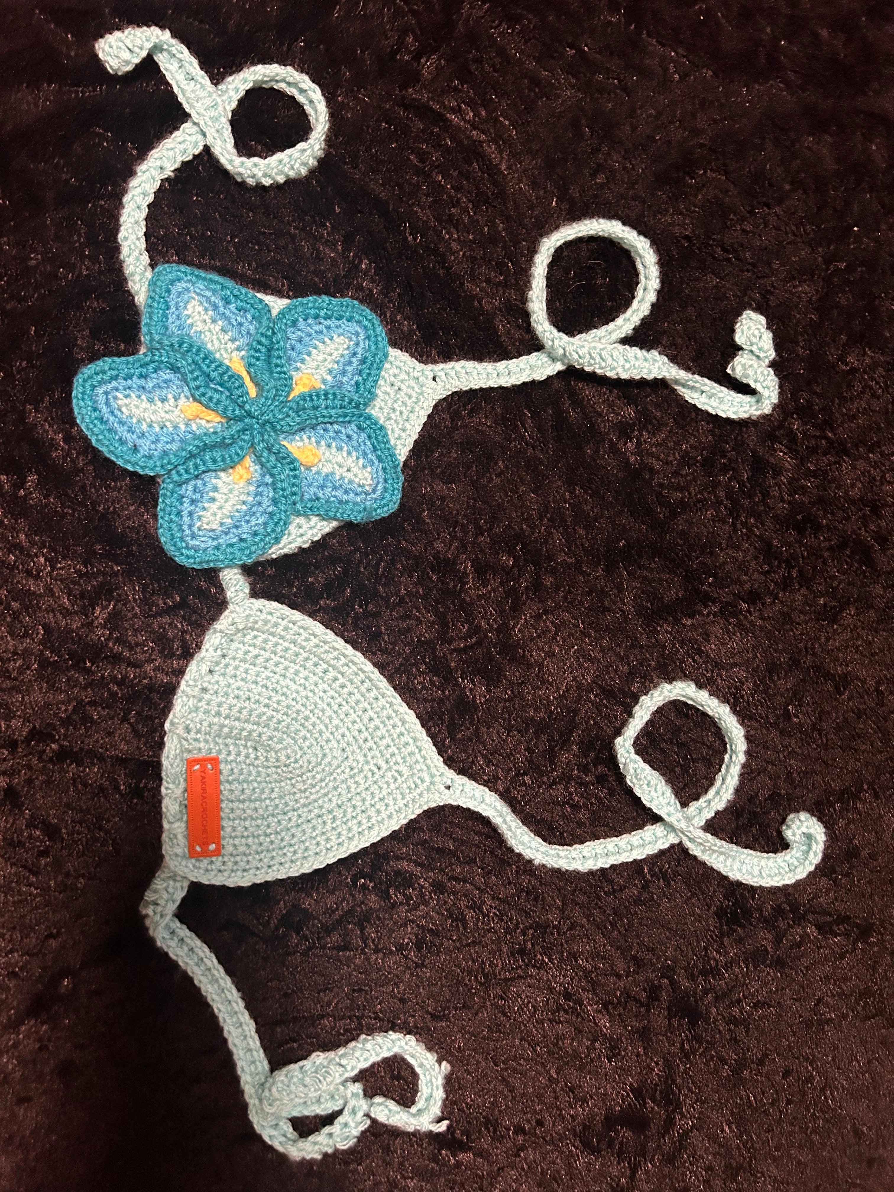 Flower bikini top (blue)