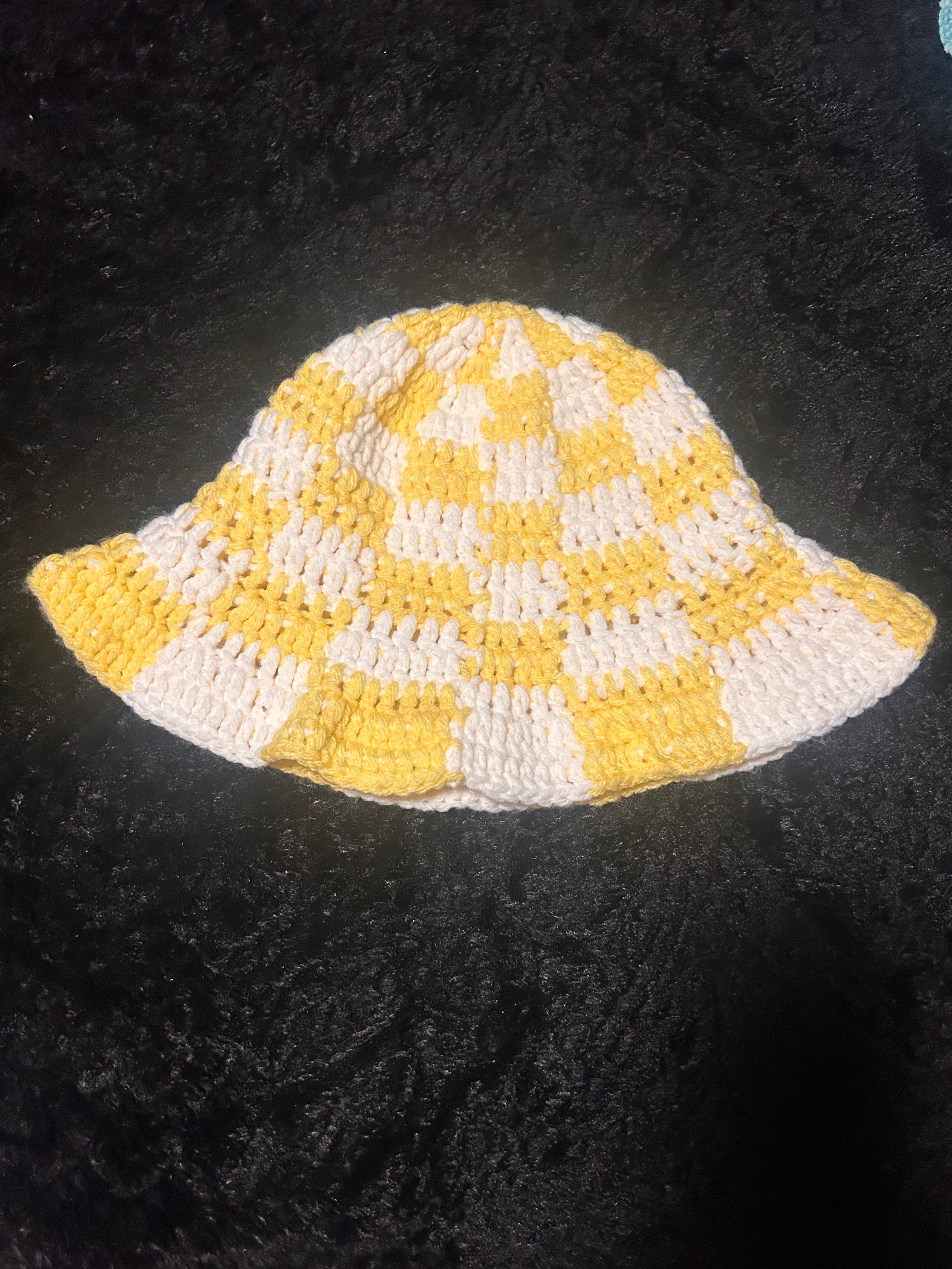 Checker bucket hat (yellow)